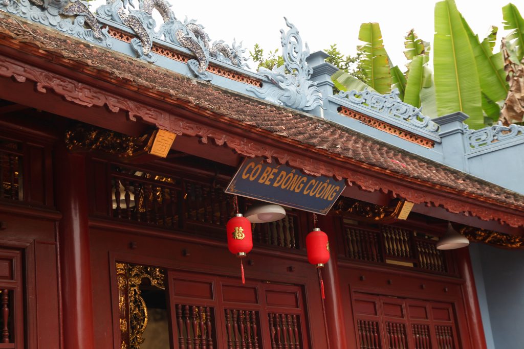 Một nét kiến trúc độc đáo của đền Đông Cuông